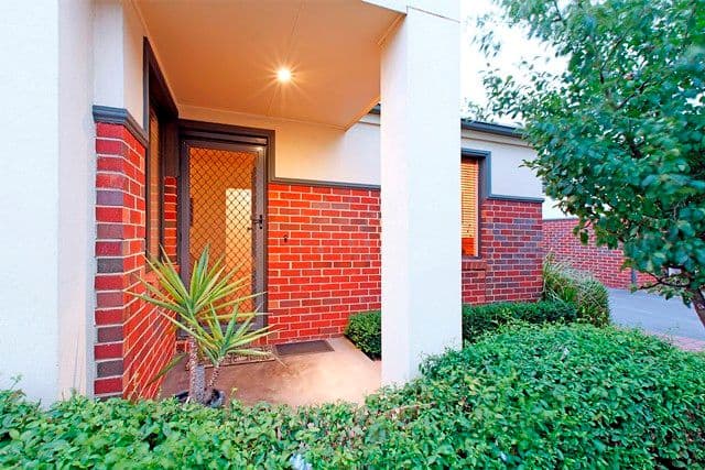 9-11 Wilson Boulevard, RESERVOIR VIC 3073, Reservoir - Thumbnail 3