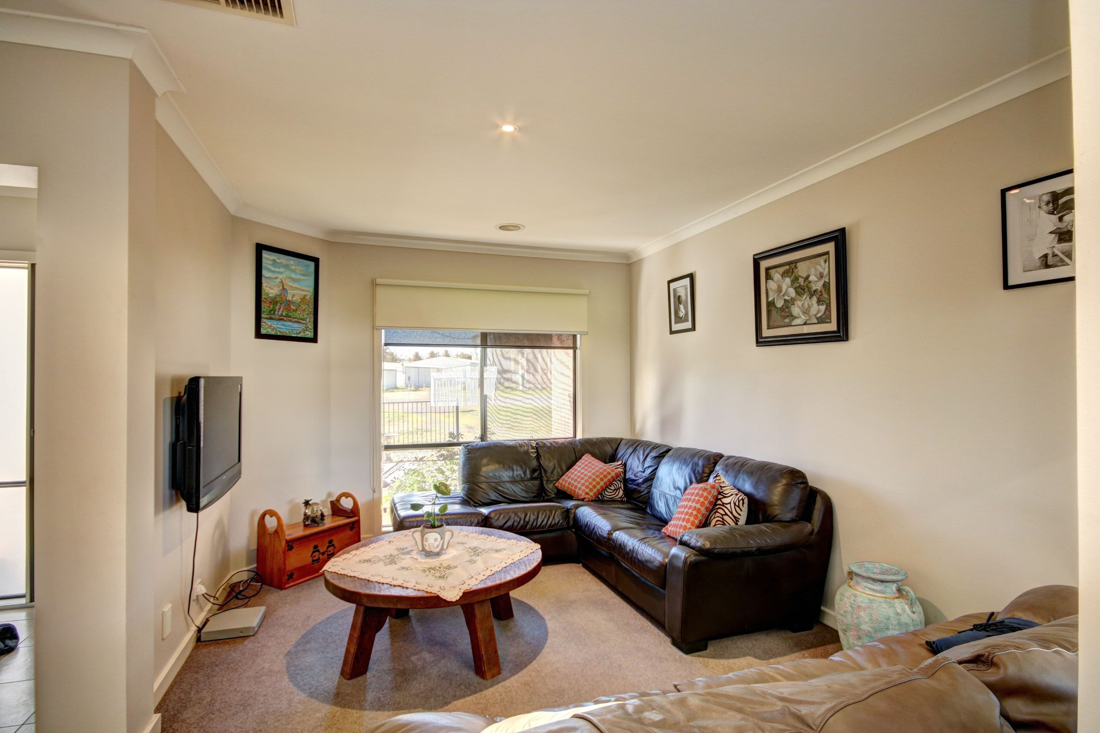 4 Echuca Road, Rochester VIC 3561, Rochester - Thumbnail 2