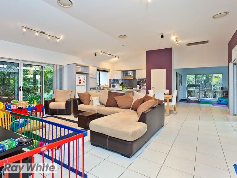 36 Marsh Parade, NORTH LAKES QLD 4509, North Lakes - Thumbnail 3