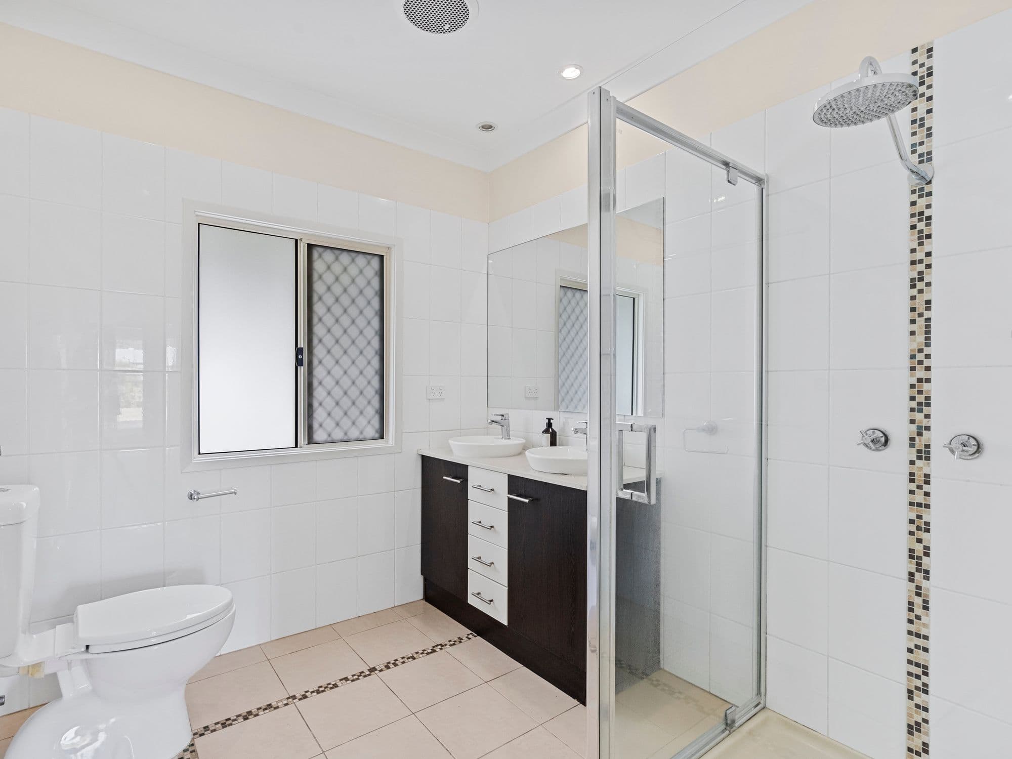 128 Nursery Road, Holland Park West QLD 4121, Holland Park West - Thumbnail 7