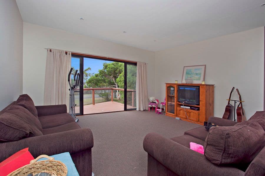 22 Baker Street, BUNDEENA NSW 2230, Bundeena - Thumbnail 3