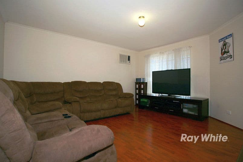 6 Tauna Place, CRANBOURNE VIC 3977, Cranbourne West - Thumbnail 5