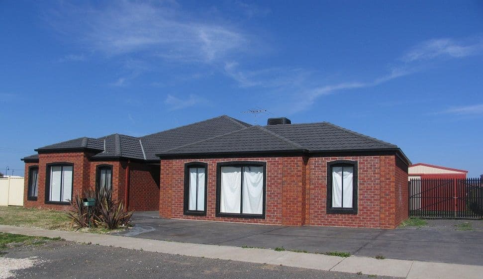 1 Scarlet Oak Avenue, MELTON WEST VIC 3337, Melton West - Image 1