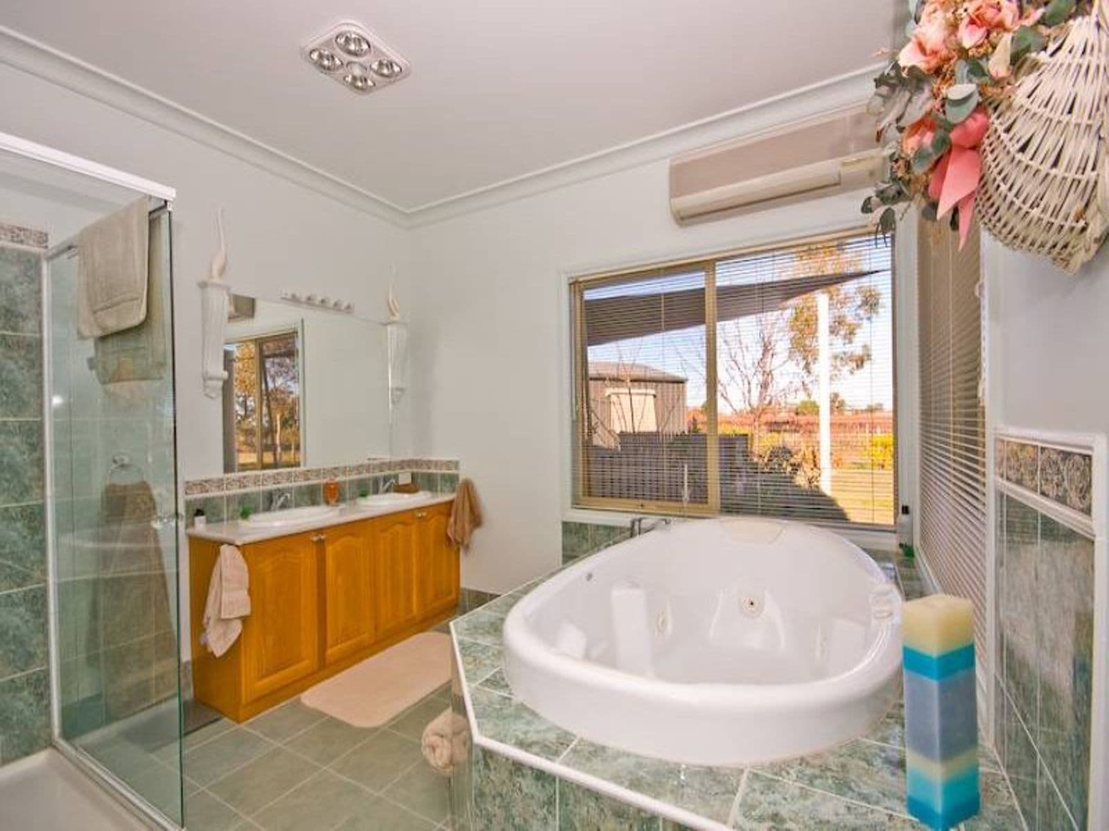 341 Euston Avenue, Cardross - Thumbnail 3