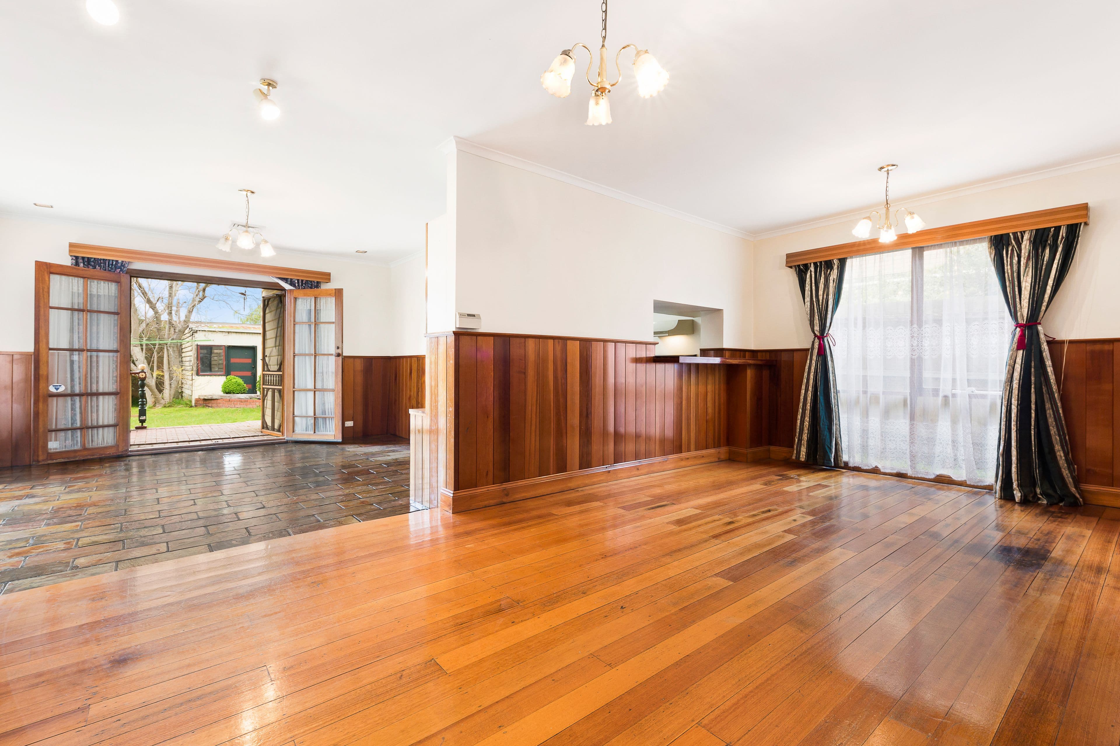 132 Warrigal Road, Mentone VIC 3194, Mentone - Thumbnail 3
