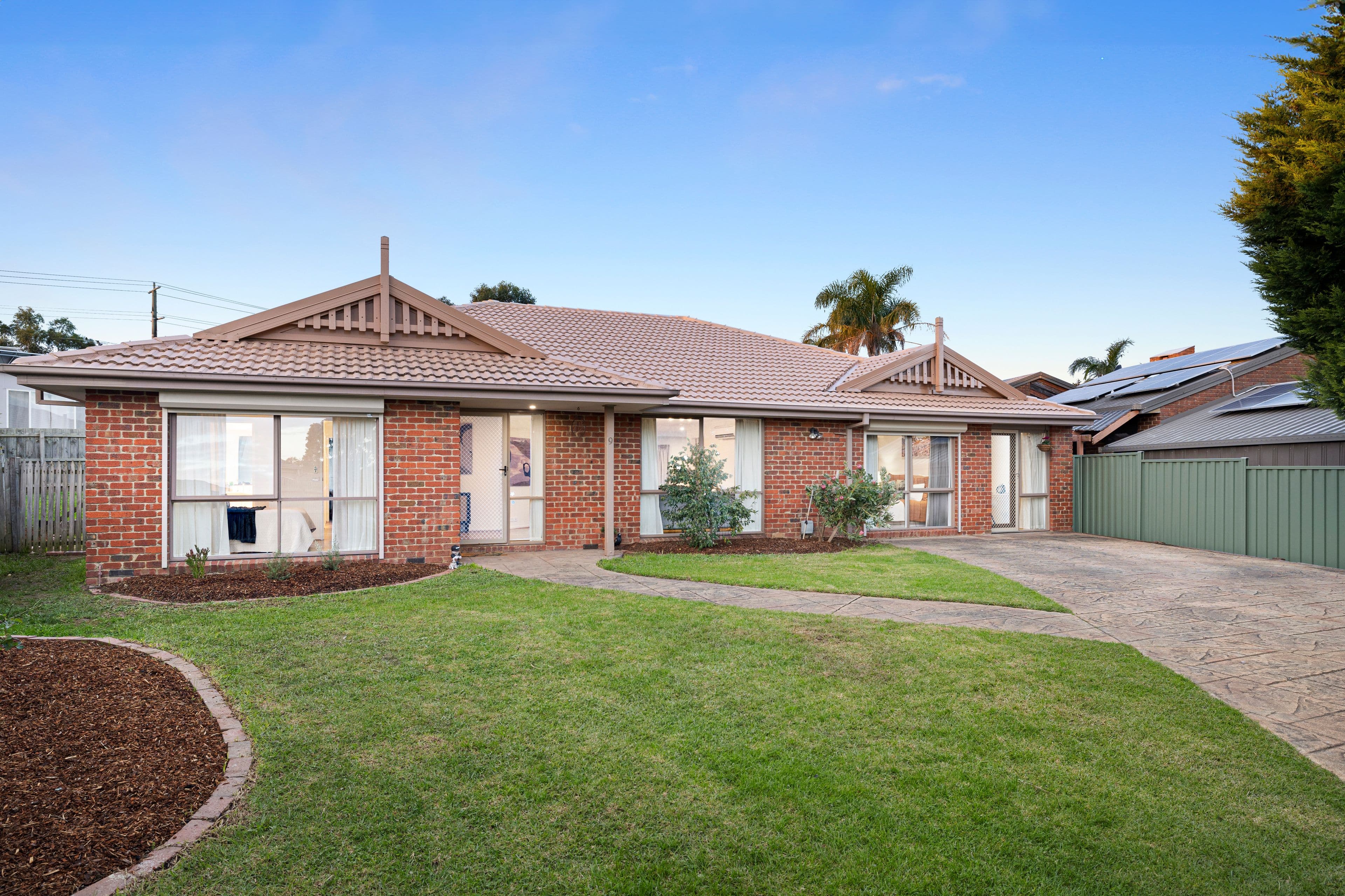 9 Outlook Court, Ferntree Gully VIC 3156, Ferntree Gully - Image 1