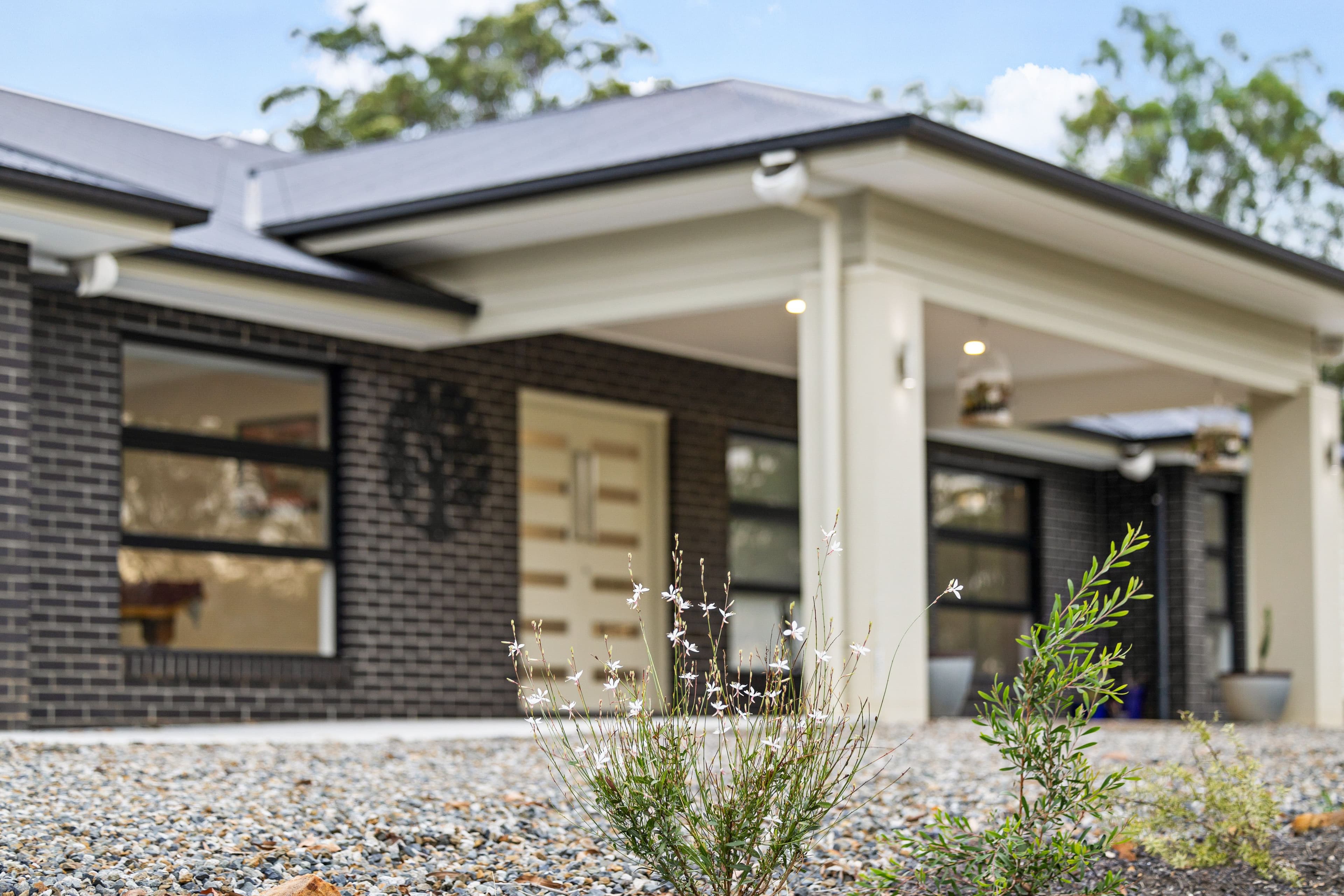 22 Royal Drive, Mount Hallen QLD 4312, Mount Hallen - Thumbnail 2