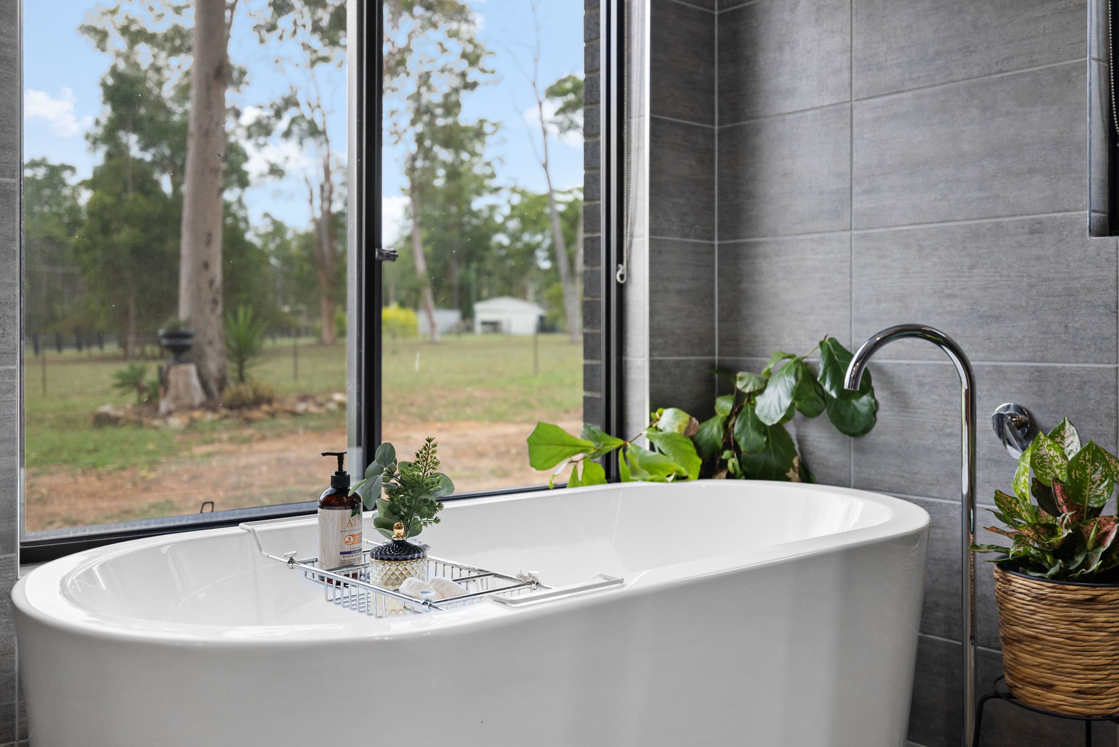 22 Royal Drive, Mount Hallen QLD 4312, Mount Hallen - Thumbnail 6