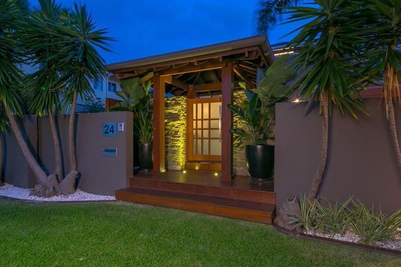 24 Knightsbridge Parade West, Sovereign Islands QLD 4216, Sovereign Islands - Thumbnail 3