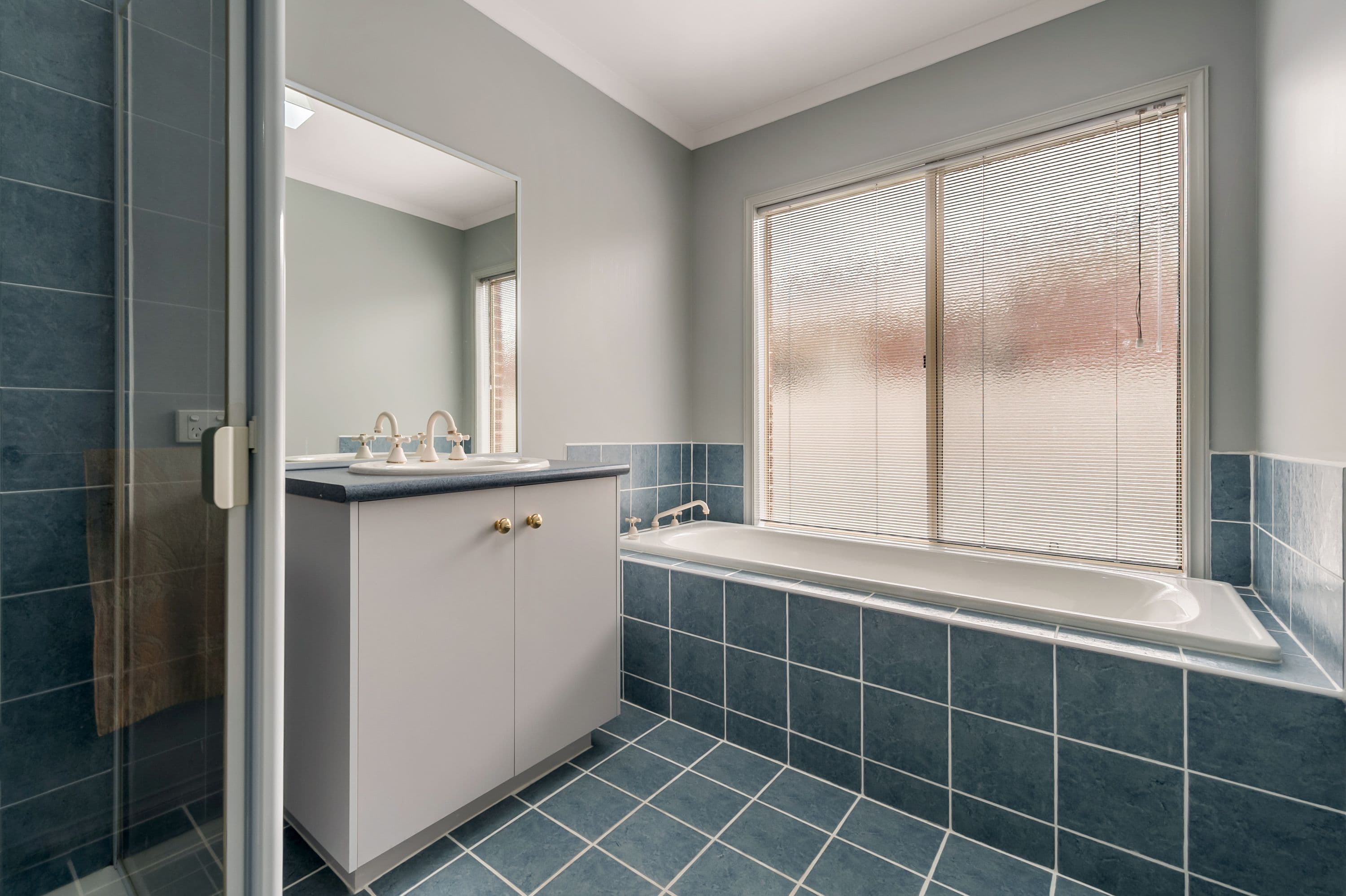 10 Odonnell Drive, Caroline Springs VIC 3023, Caroline Springs - Thumbnail 4