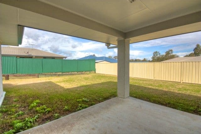 12 North High Street, BRASSALL QLD 4305, Brassall - Thumbnail 3