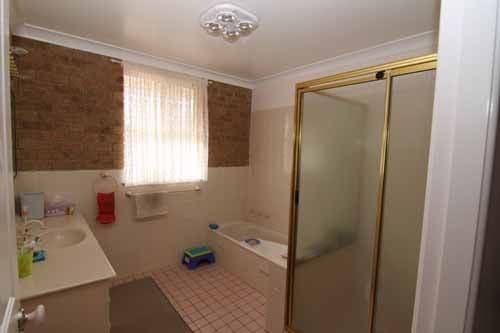 11 Wentworth, GLEN INNES NSW 2370, Glen Innes - Thumbnail 6