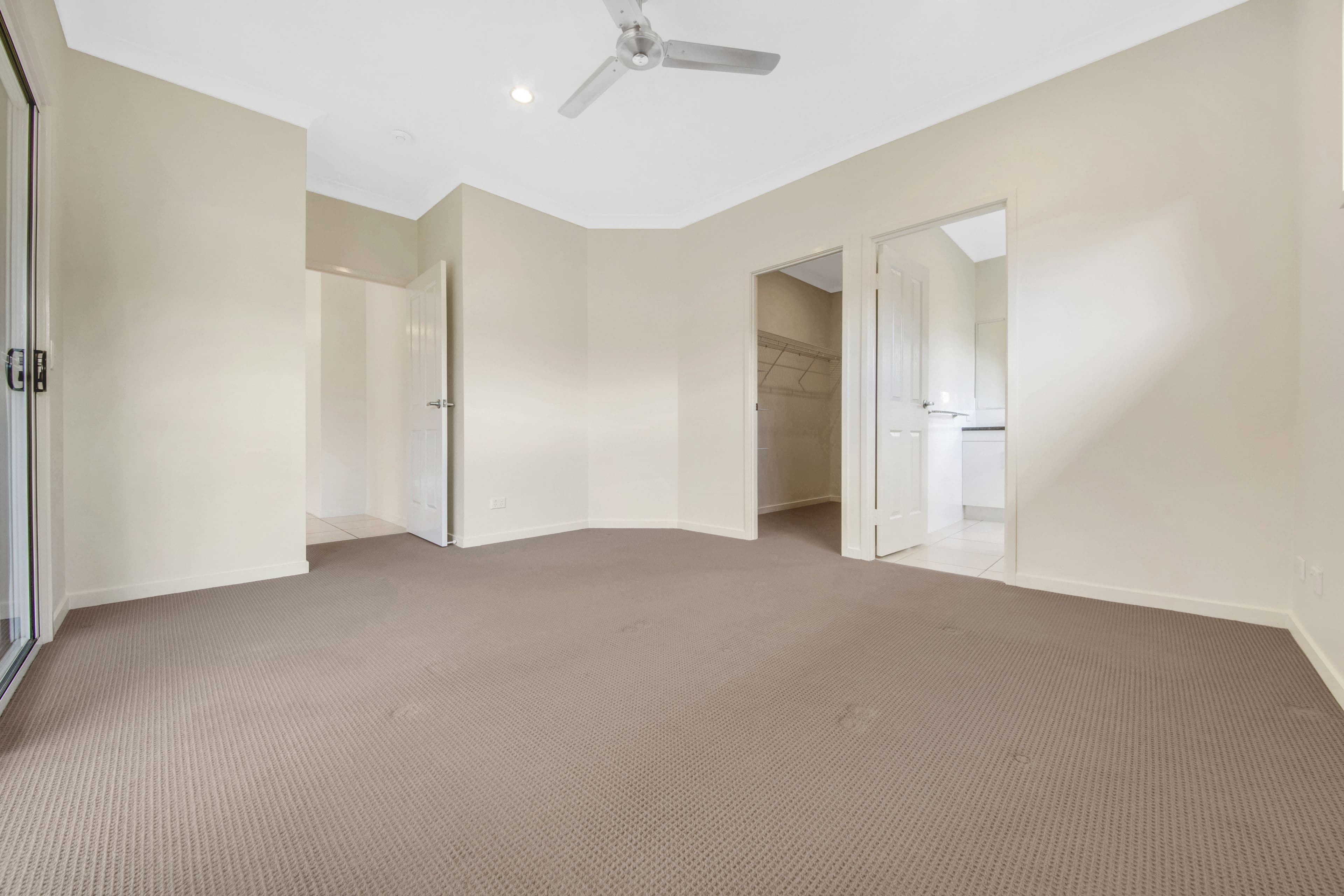 46 Skyline Drive, Kirkwood QLD 4680, Kirkwood - Thumbnail 8
