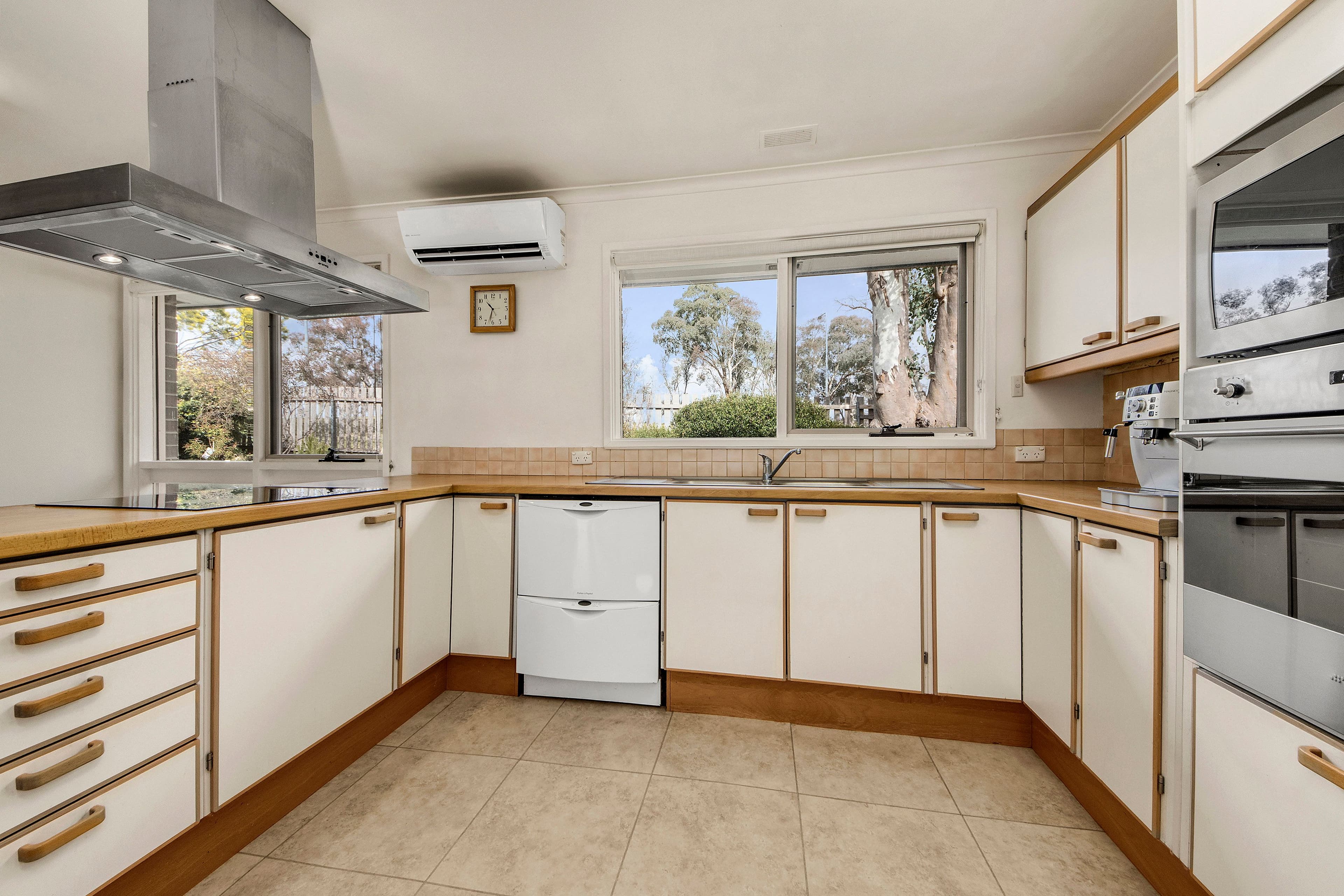 1 Cussen Street, Higgins ACT 2615, Higgins - Thumbnail 5