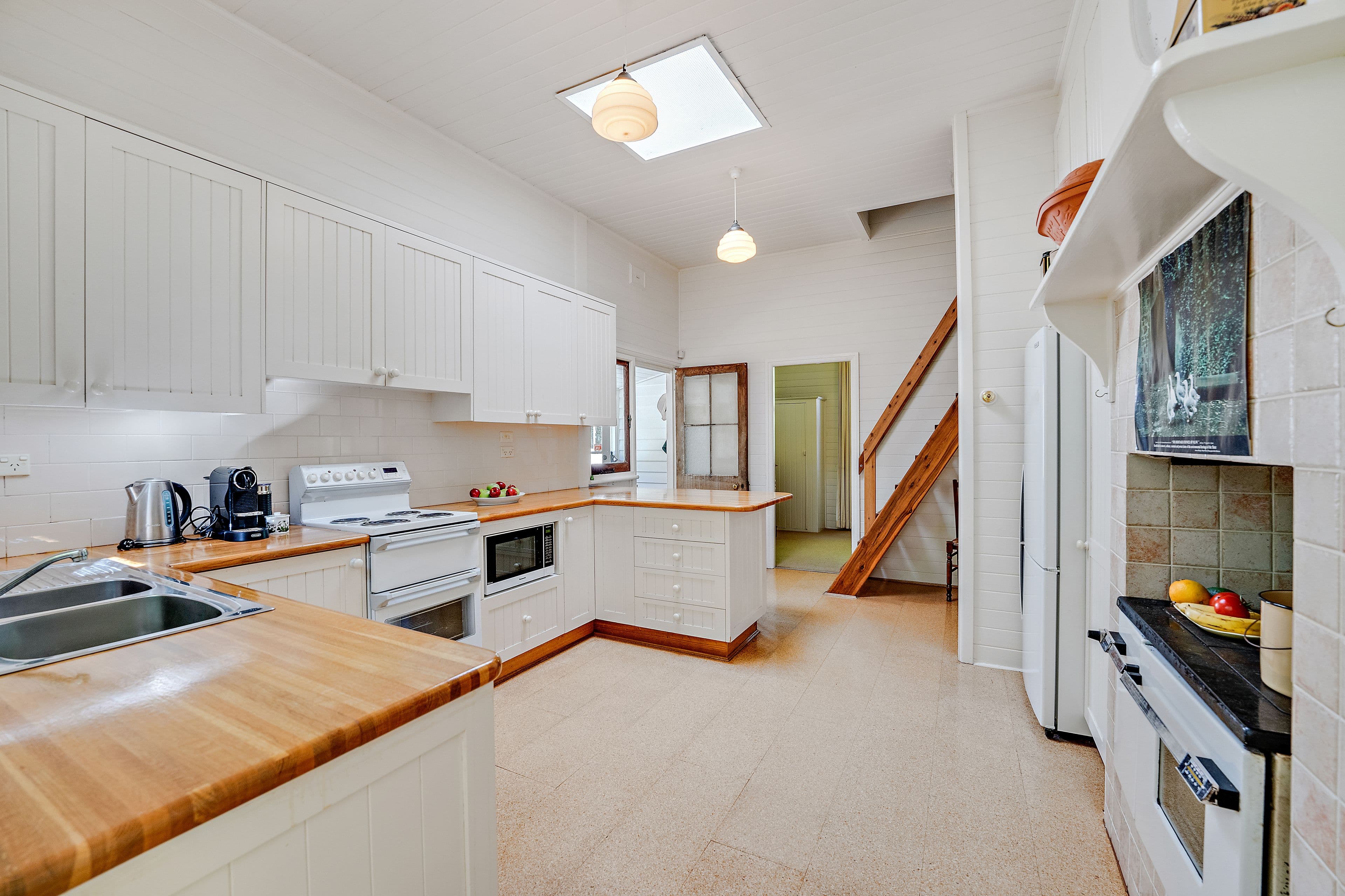 16 Clyde Avenue, Blackheath NSW 2785, Blackheath - Thumbnail 6