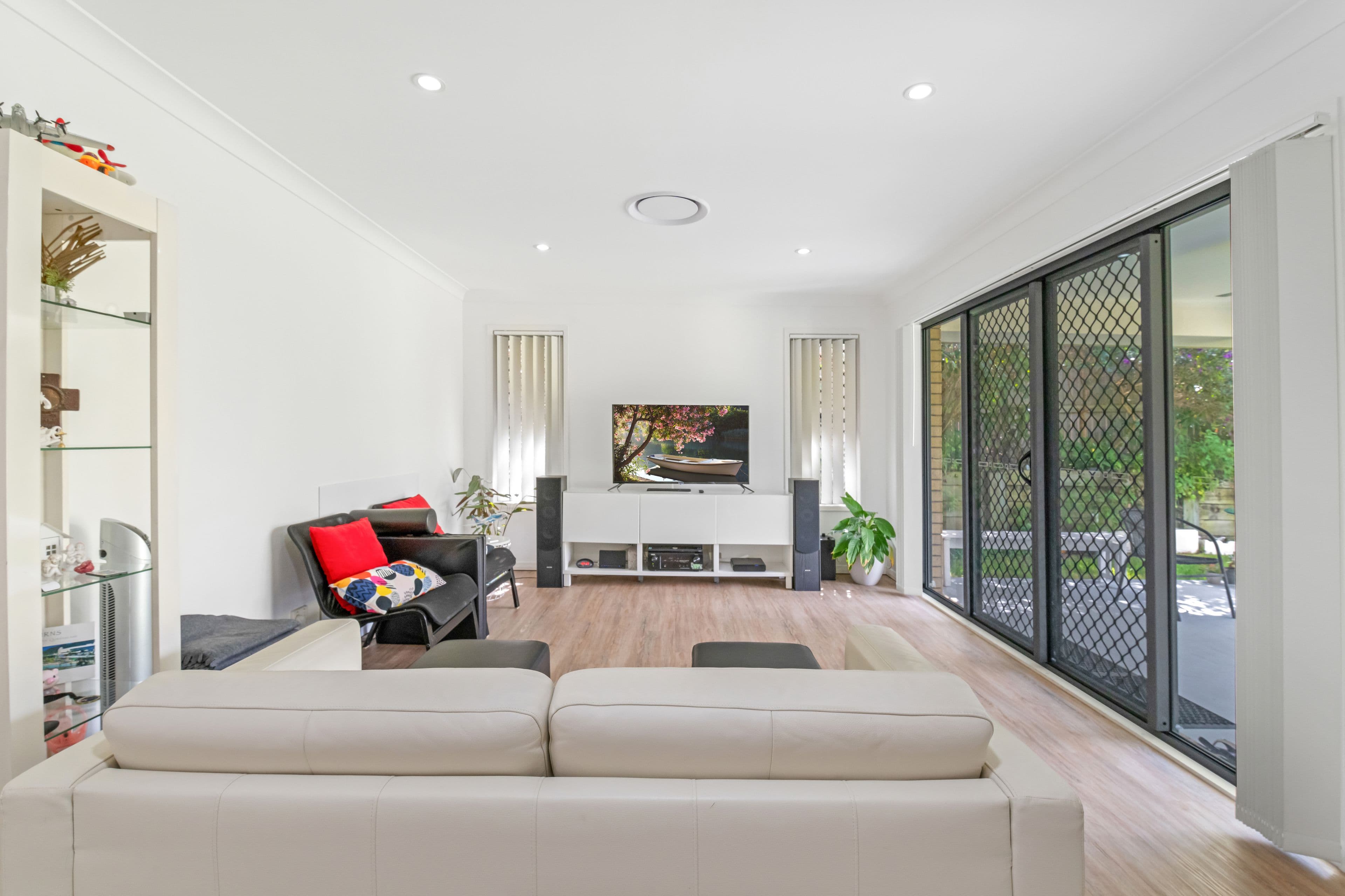 18 Grand Terrace, Waterford QLD 4133, Waterford - Thumbnail 5