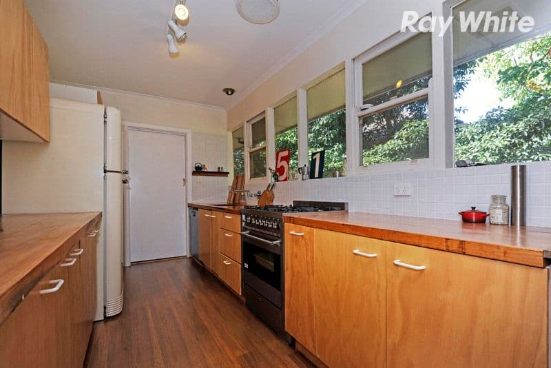 109 Hodgson Street, Rosanna VIC 3084, Rosanna - Thumbnail 3
