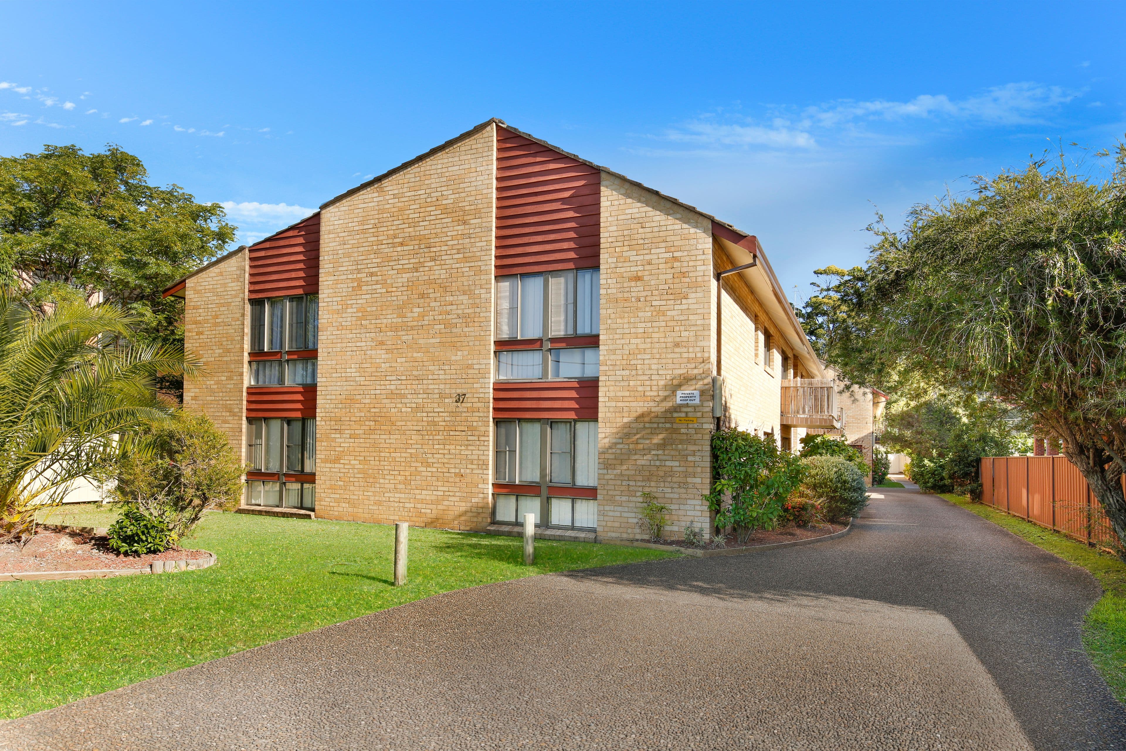 37 Underwood Street, Corrimal NSW 2518, Corrimal - Image 1