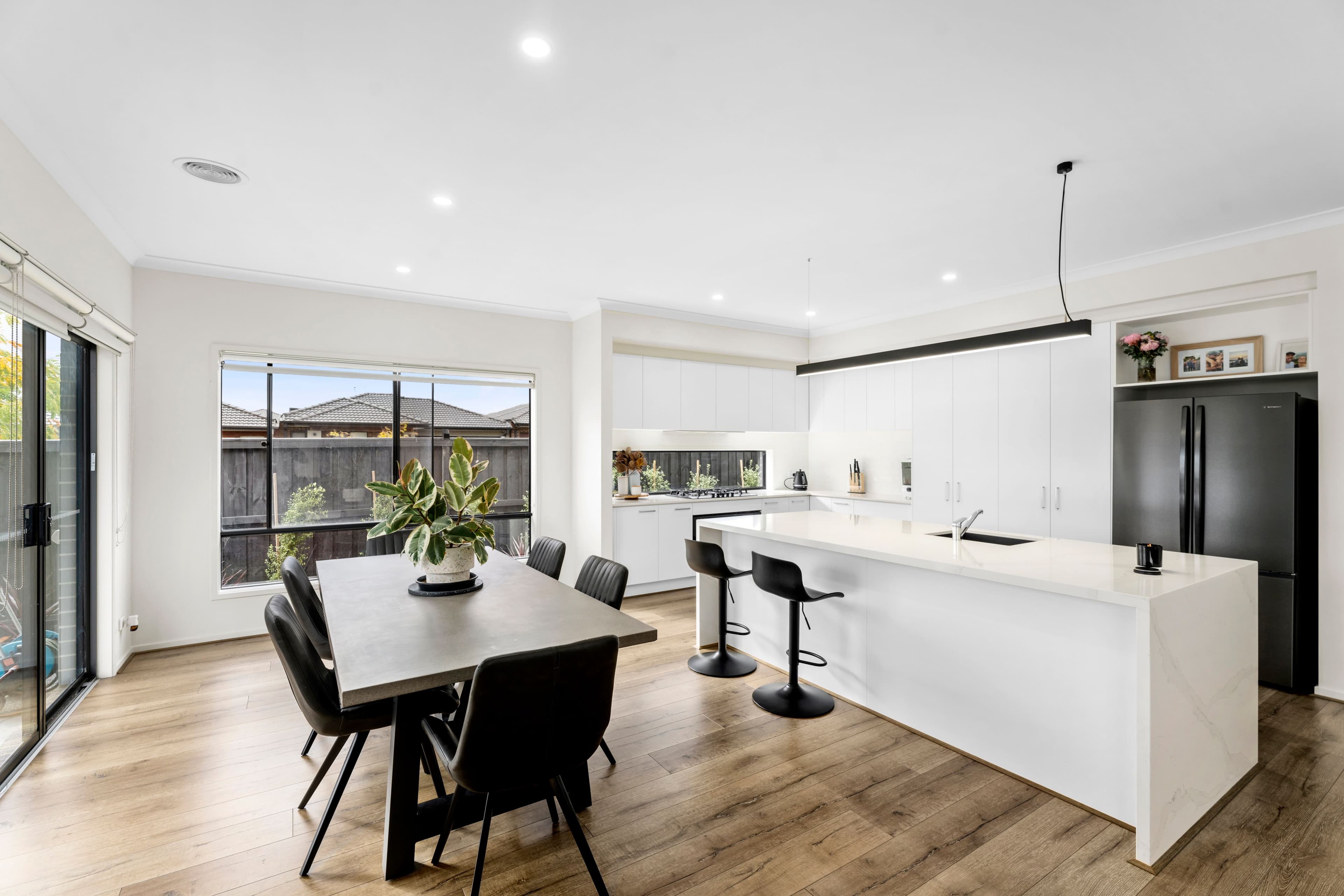 19 Stella Street, Holland Park QLD 4121, Holland Park - Thumbnail 5