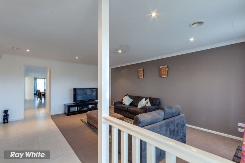 14 Bridlepath Drive, TRUGANINA VIC 3029, Truganina - Thumbnail 4