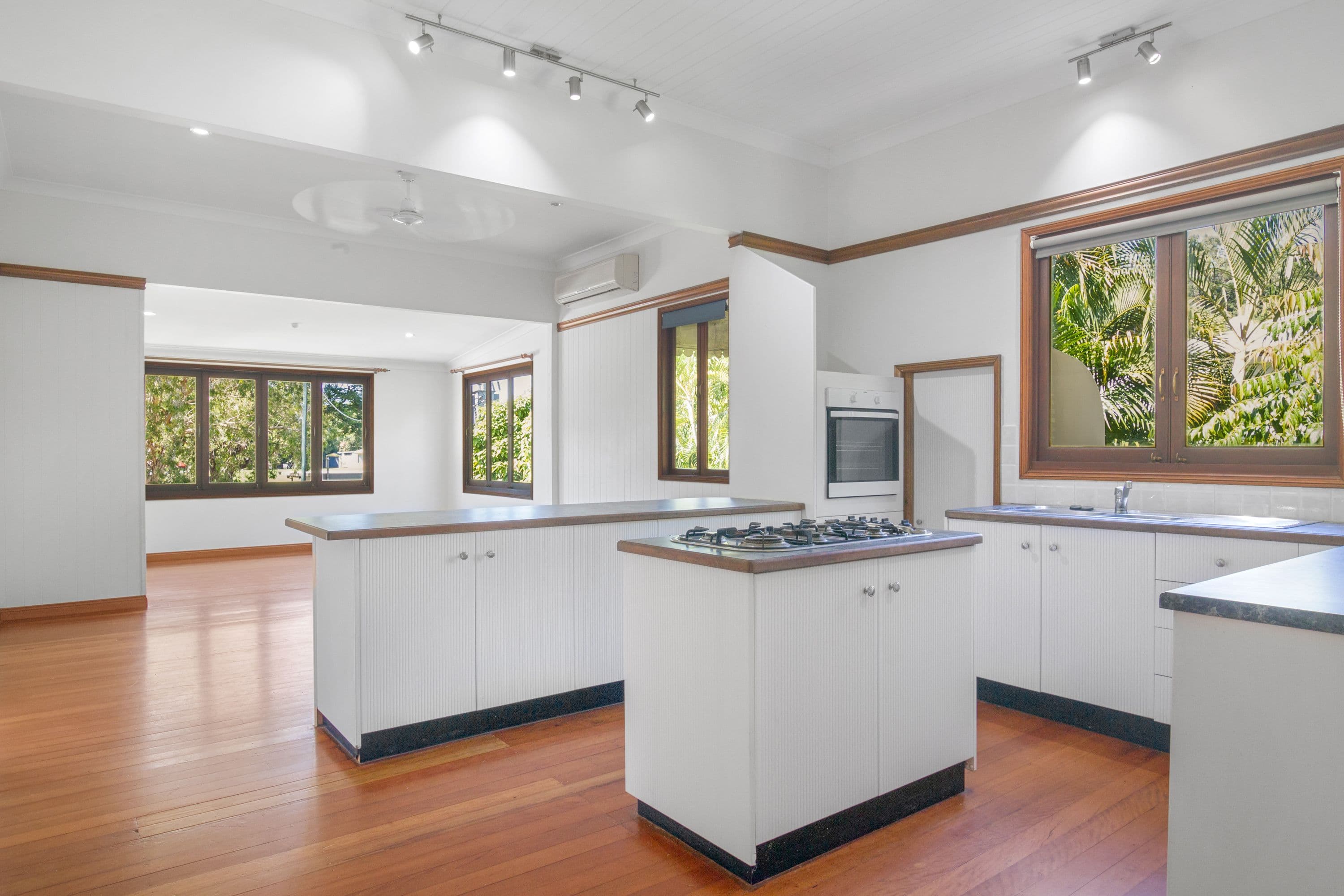 8 Quarry Street, Aeroglen QLD 4870, Aeroglen - Thumbnail 2