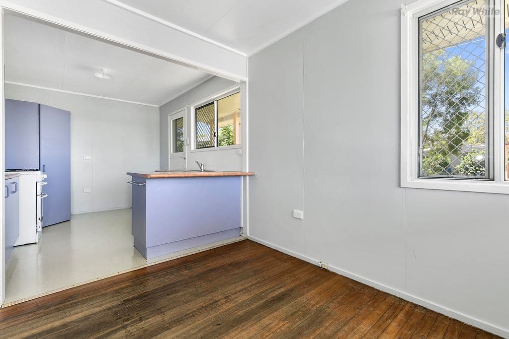 11 Chalk Street, Leichhardt QLD 4305, Leichhardt - Thumbnail 4