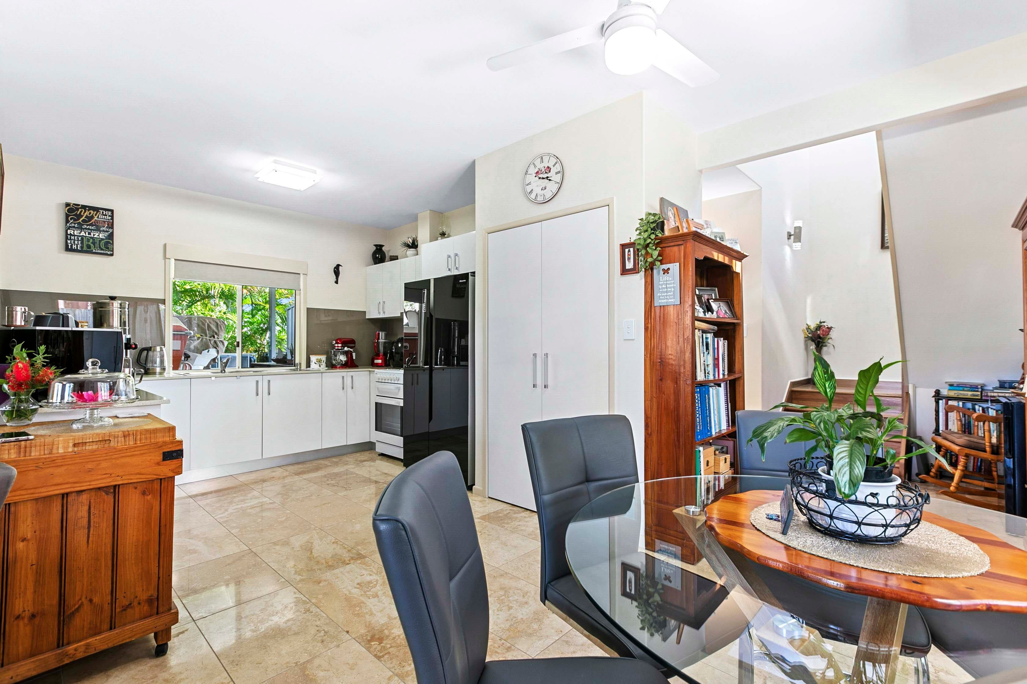 15 Avolet Crescent, River Heads QLD 4655, River Heads - Thumbnail 8