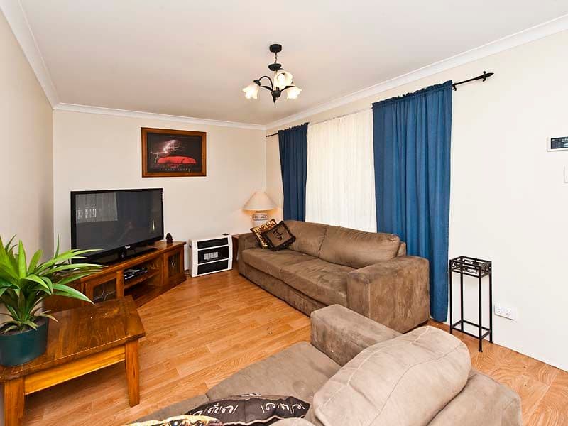 46 Bondi Crescent, WARNBRO WA 6169, Warnbro - Thumbnail 2
