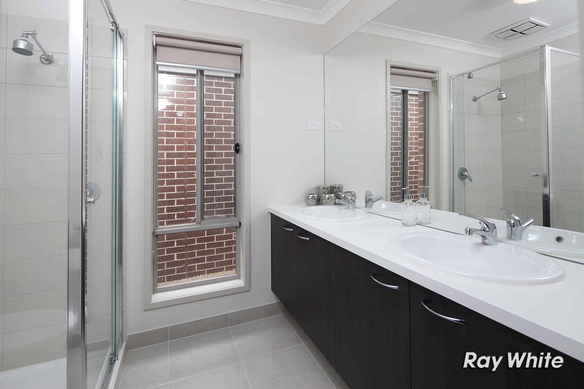 7 Elmtree Crescent, Clyde North VIC 3978, Clyde North - Thumbnail 3