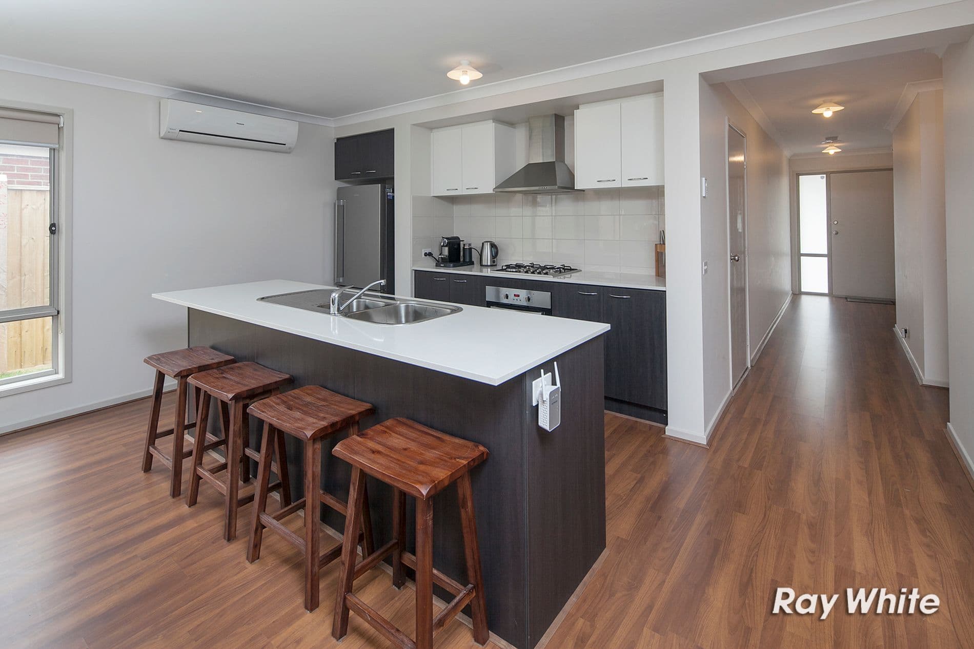 7 Elmtree Crescent, Clyde North VIC 3978, Clyde North - Thumbnail 4