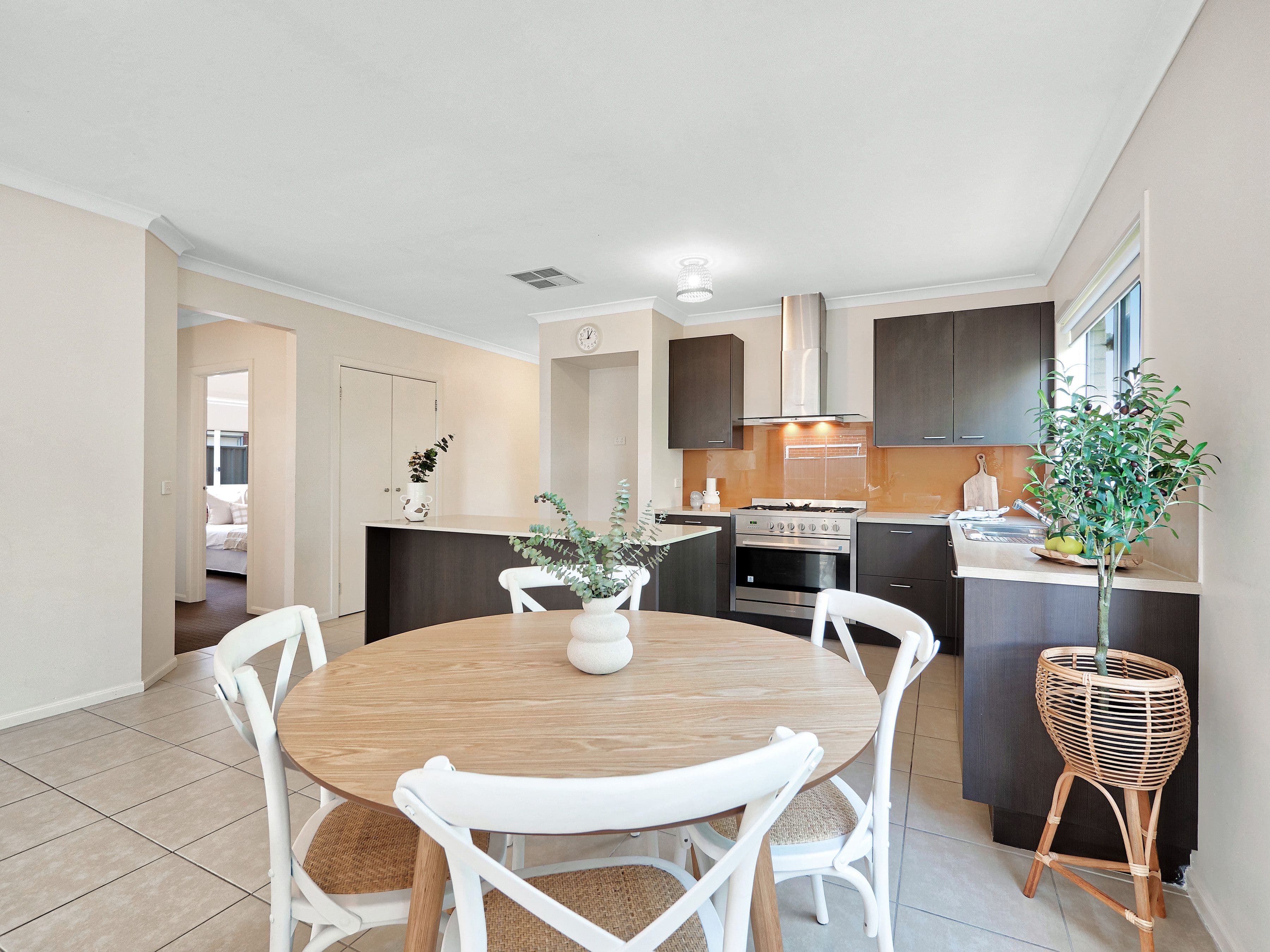 2 Buckthorn Drive, Cranbourne North VIC 3977, Cranbourne North - Thumbnail 4