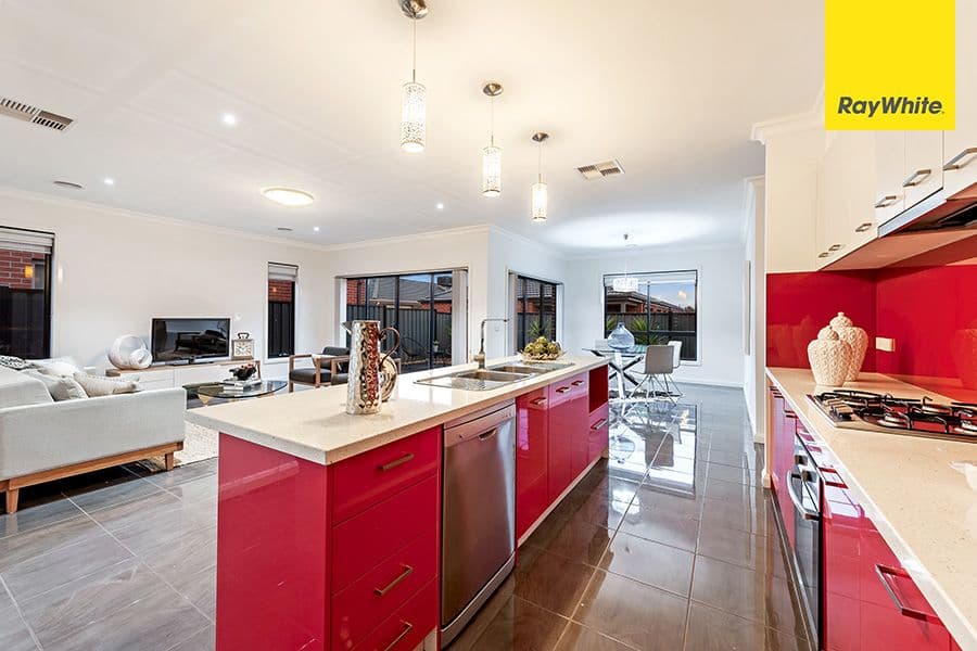 70 Penhall Drive, Craigieburn VIC 3064, Craigieburn - Thumbnail 2