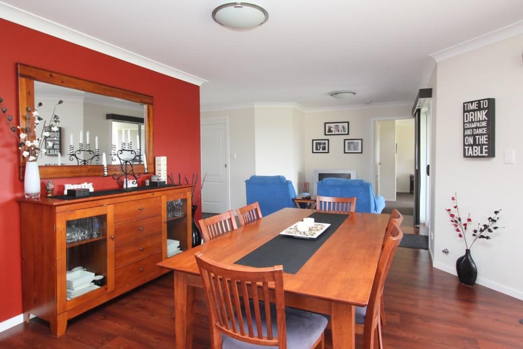 11 Parkes Drive, TENTERFIELD NSW 2372, Tenterfield - Thumbnail 6