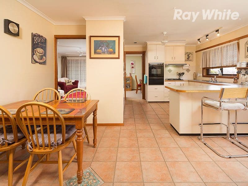 9 Yamba Street, Tallangatta VIC 3700, Tallangatta - Thumbnail 5