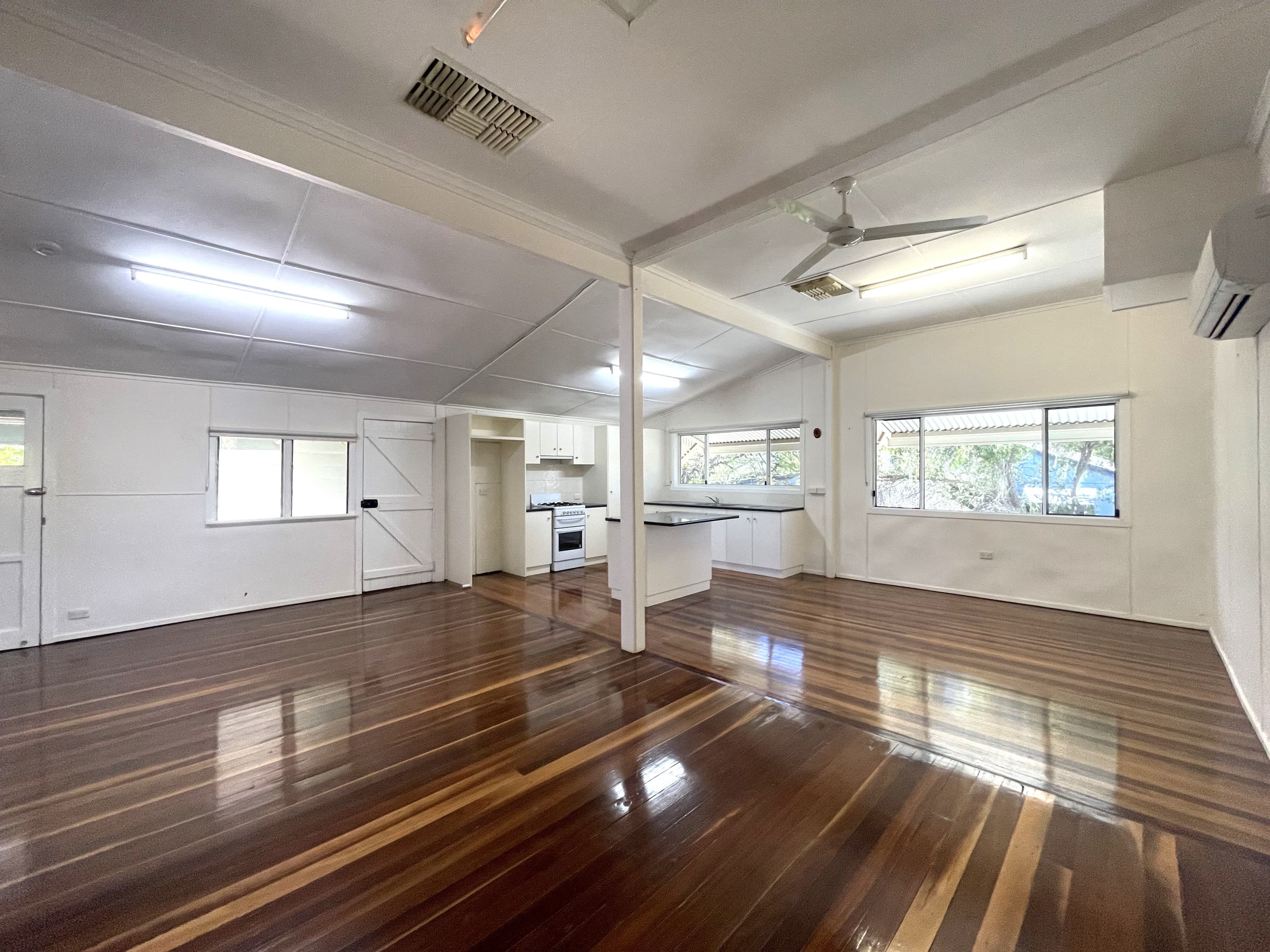 57 Eagle Street, Longreach QLD 4730, Longreach - Thumbnail 4