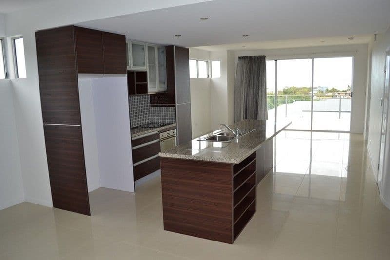 21 Strow Street, YEPPOON QLD 4703, Yeppoon - Thumbnail 3
