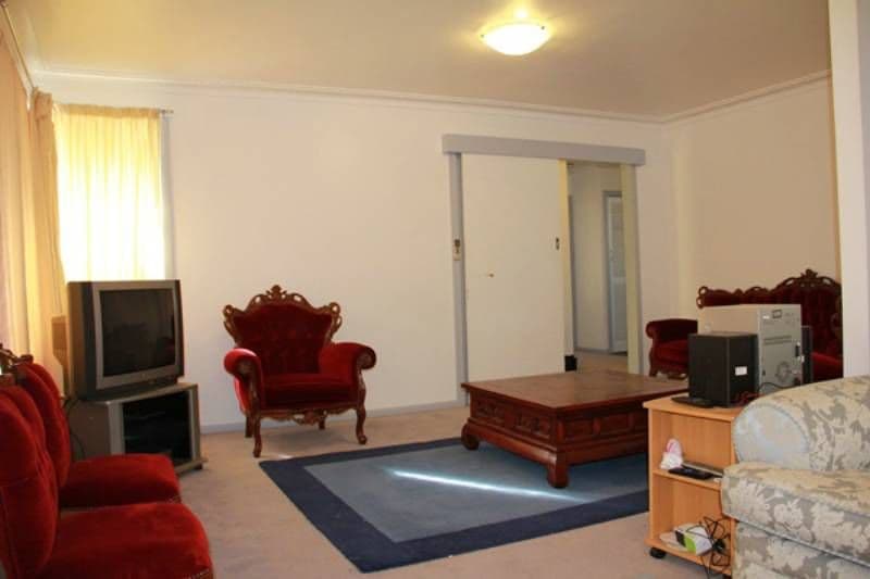 29 Kemp Avenue, THOMASTOWN VIC 3074, Thomastown - Thumbnail 3