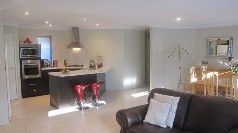 27 Wanda Circle, WANDINA WA 6530, Wandina - Thumbnail 2