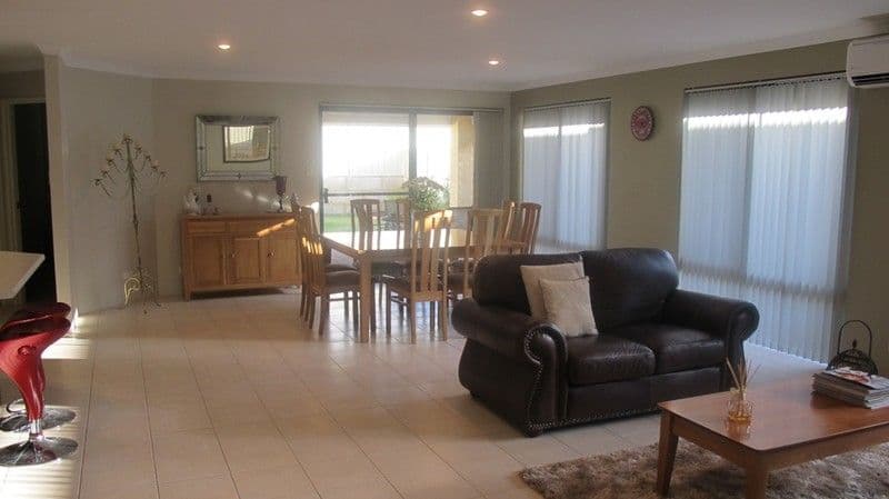 27 Wanda Circle, WANDINA WA 6530, Wandina - Thumbnail 3