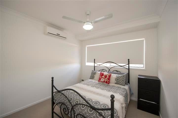 24 Redgum Drive, KIRKWOOD QLD 4680, Kirkwood - Thumbnail 7
