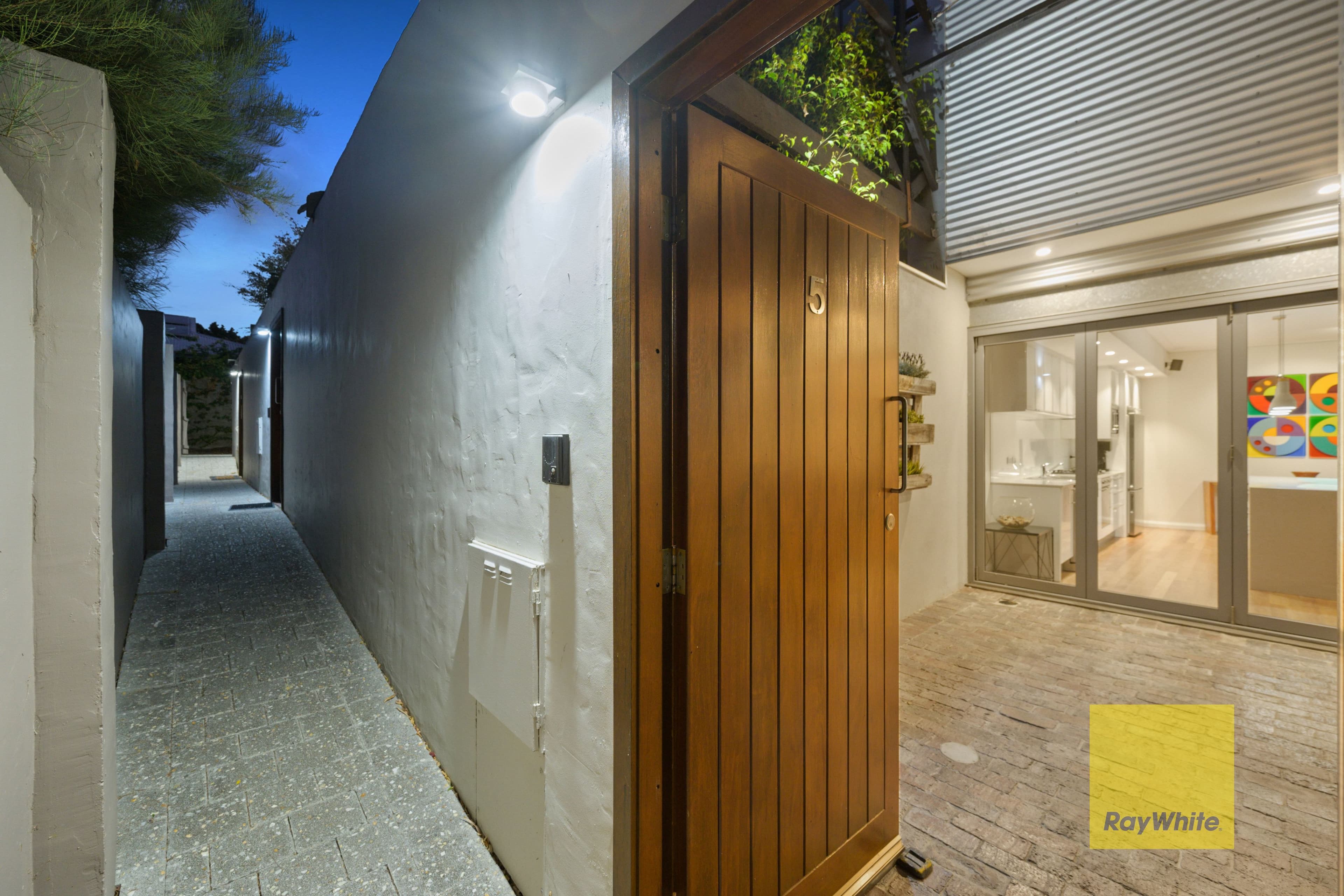 44 Barnfield Road, Claremont WA 6010, Claremont - Thumbnail 7