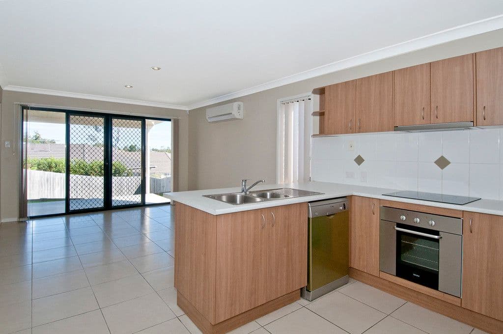 47 Outlook Drive, Waterford QLD 4133, Waterford - Thumbnail 2