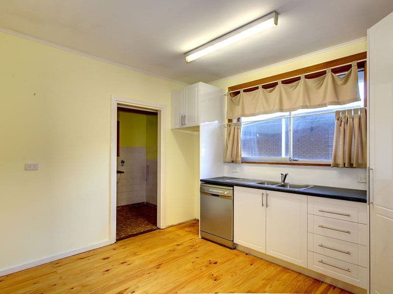 15 Kelly Road, CHRISTIES BEACH SA 5165, Christies Beach - Thumbnail 4