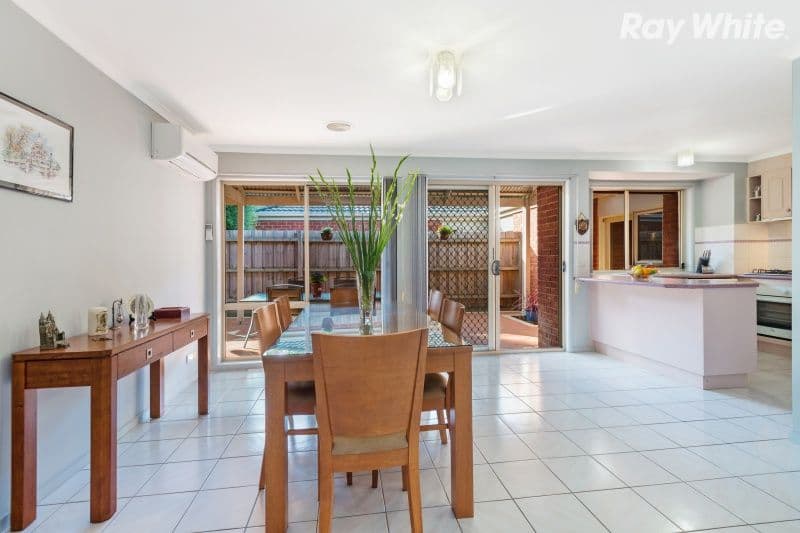 37 Mont Court, Vermont South VIC 3133, Vermont South - Thumbnail 4