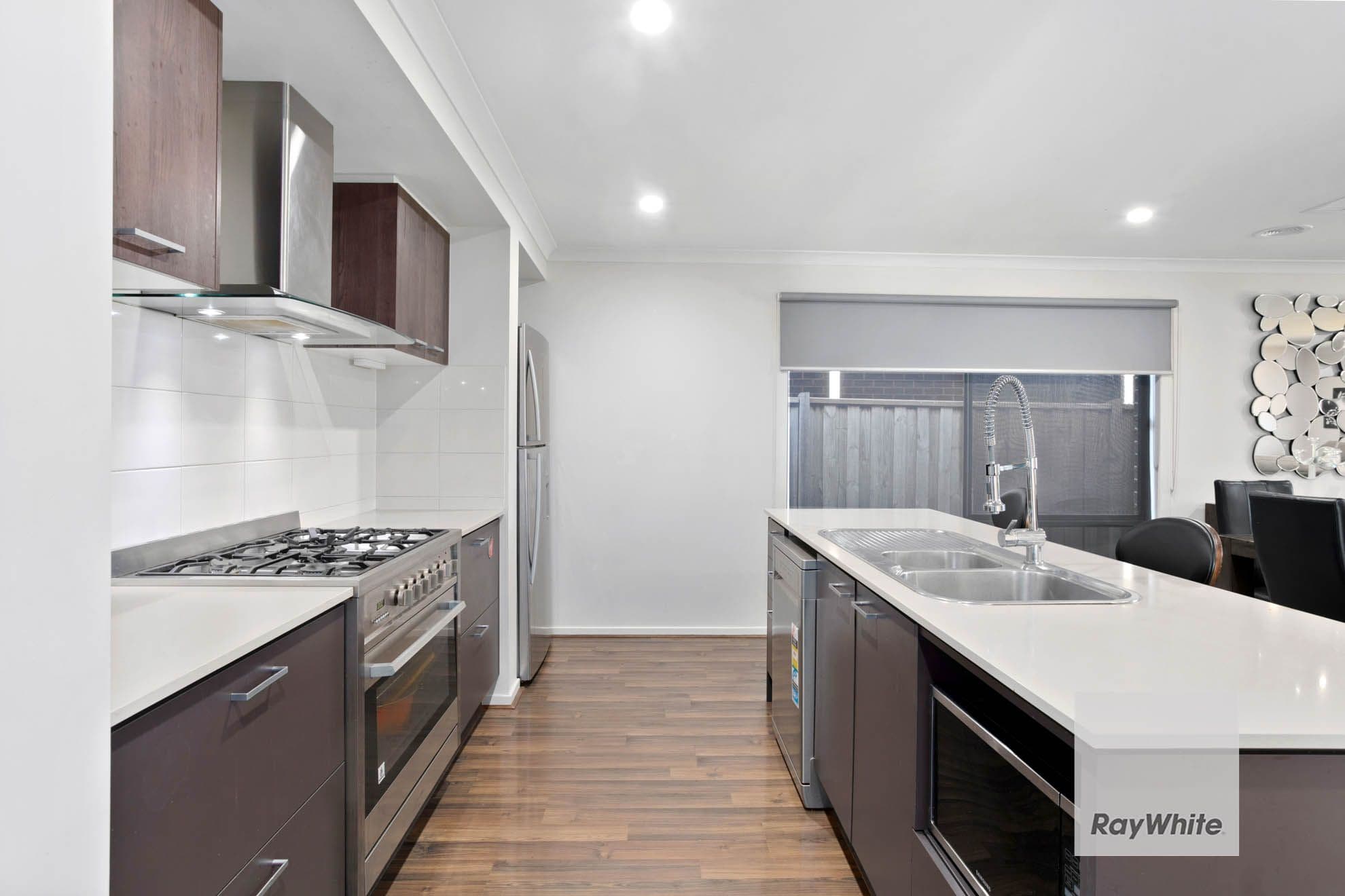 8 Aubisque Close, FRASER RISE VIC 3336, Fraser Rise - Thumbnail 5