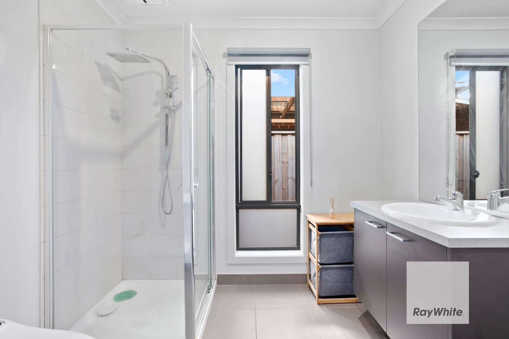 8 Aubisque Close, FRASER RISE VIC 3336, Fraser Rise - Thumbnail 8