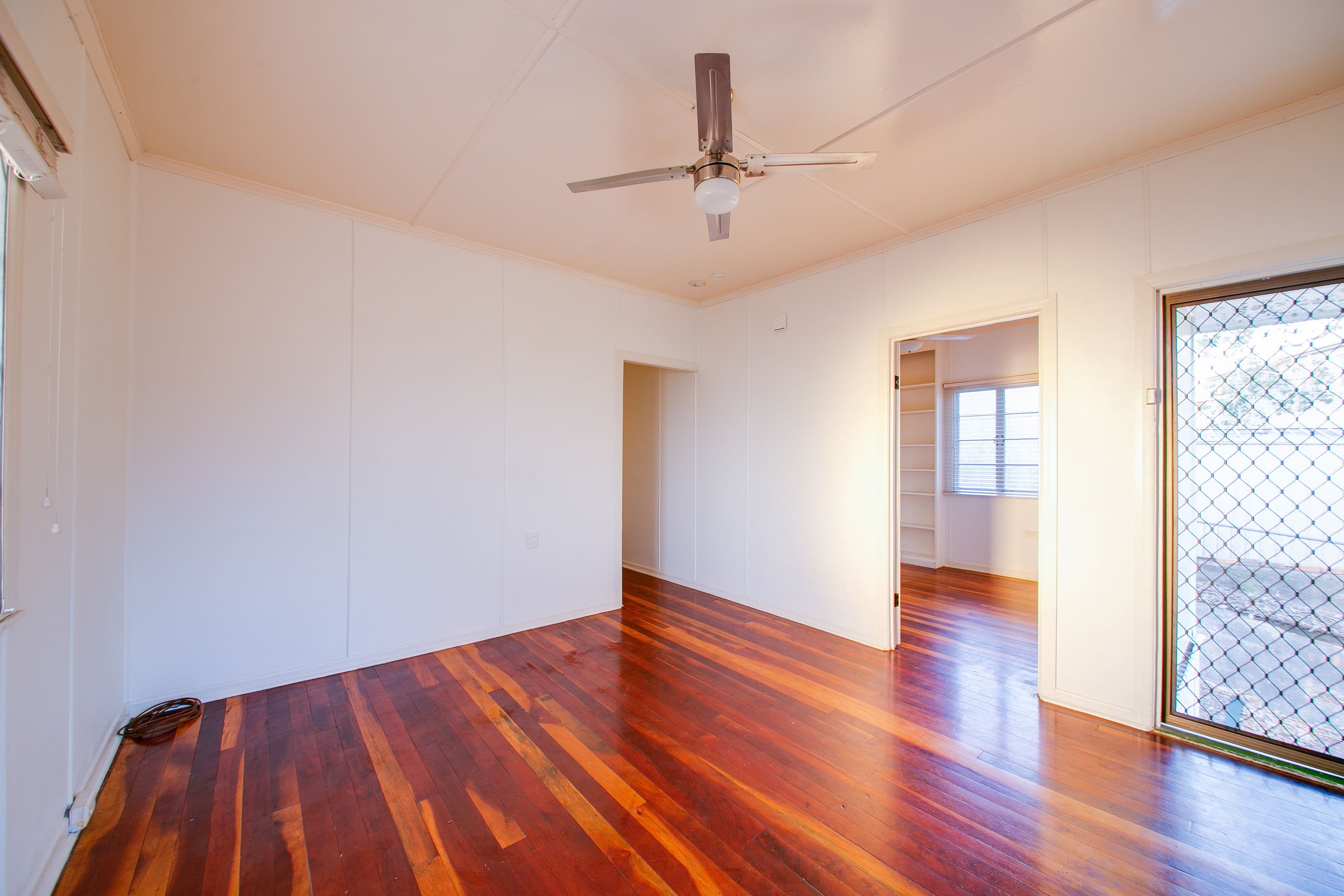 27 Hawthorne Street, Sadliers Crossing QLD 4305, Sadliers Crossing - Thumbnail 2