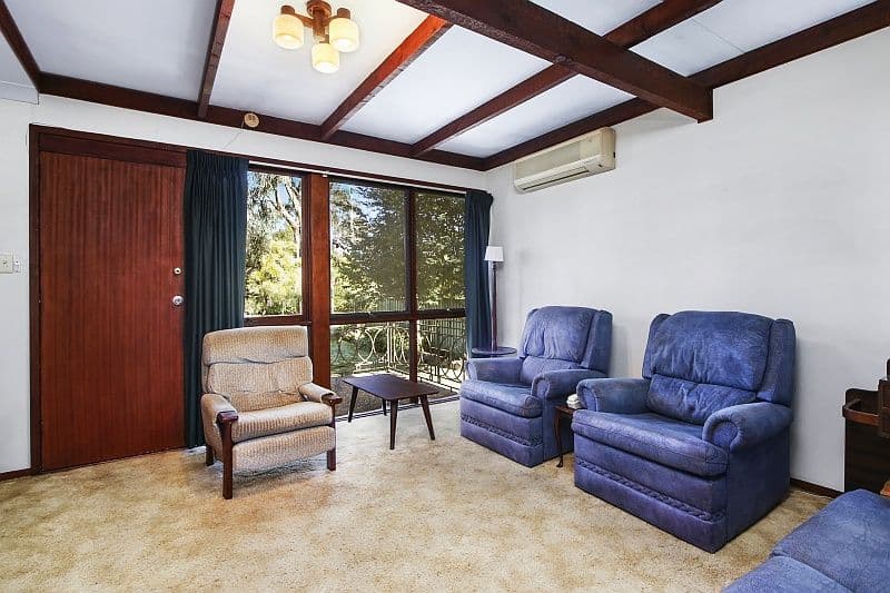 5 Lorraine Avenue, Berkeley Vale NSW 2261, Berkeley Vale - Thumbnail 4