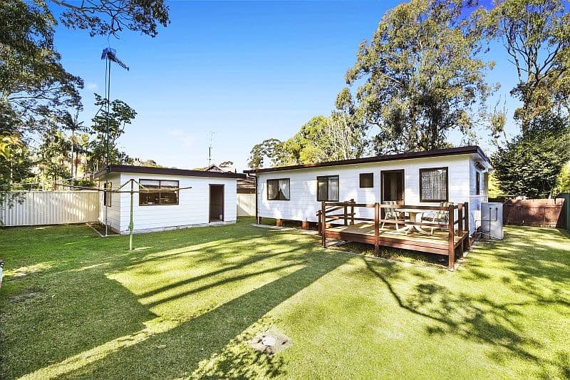 5 Lorraine Avenue, Berkeley Vale NSW 2261, Berkeley Vale - Thumbnail 5