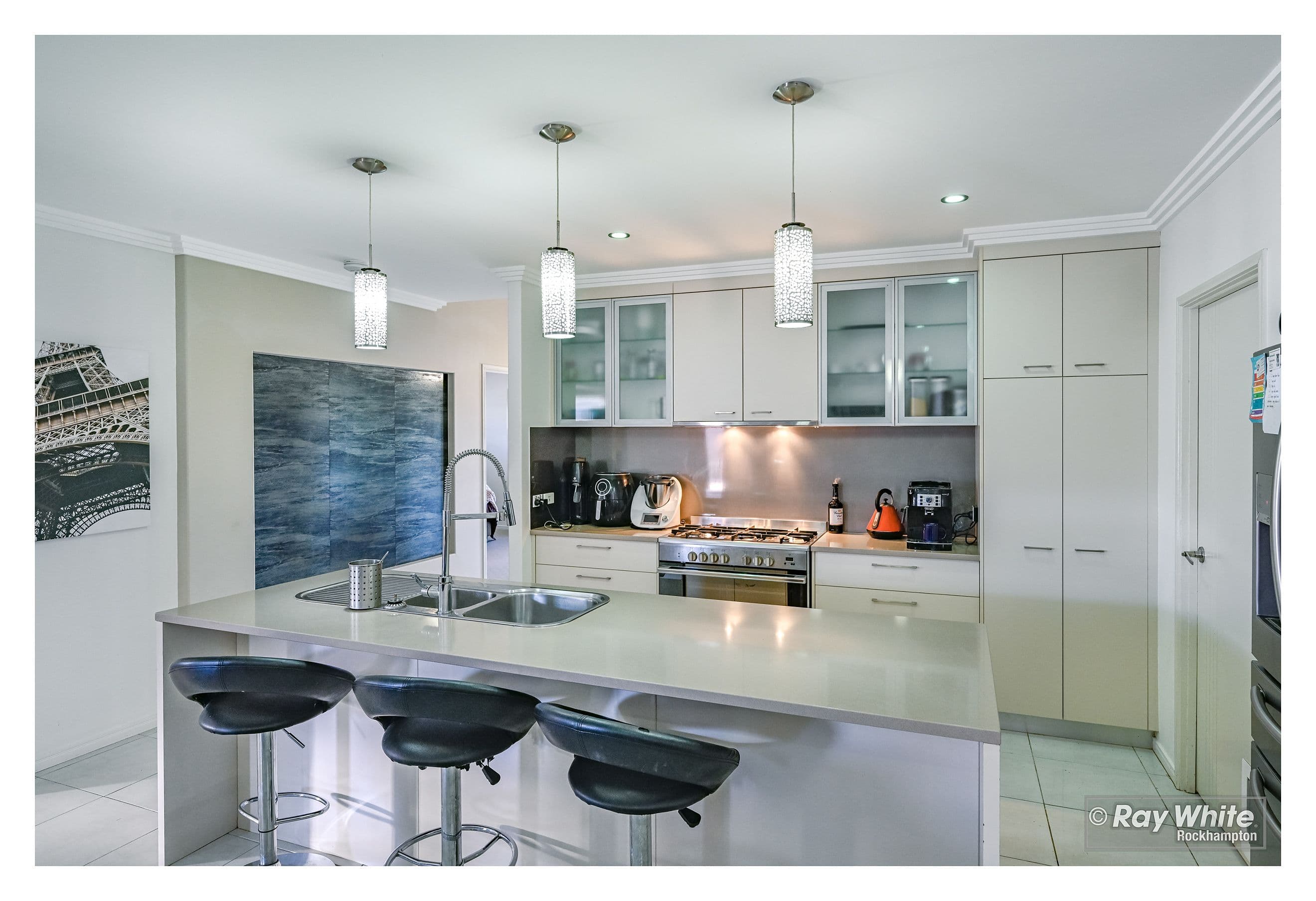 20 Tamarind Avenue, Norman Gardens QLD 4701, Norman Gardens - Thumbnail 2